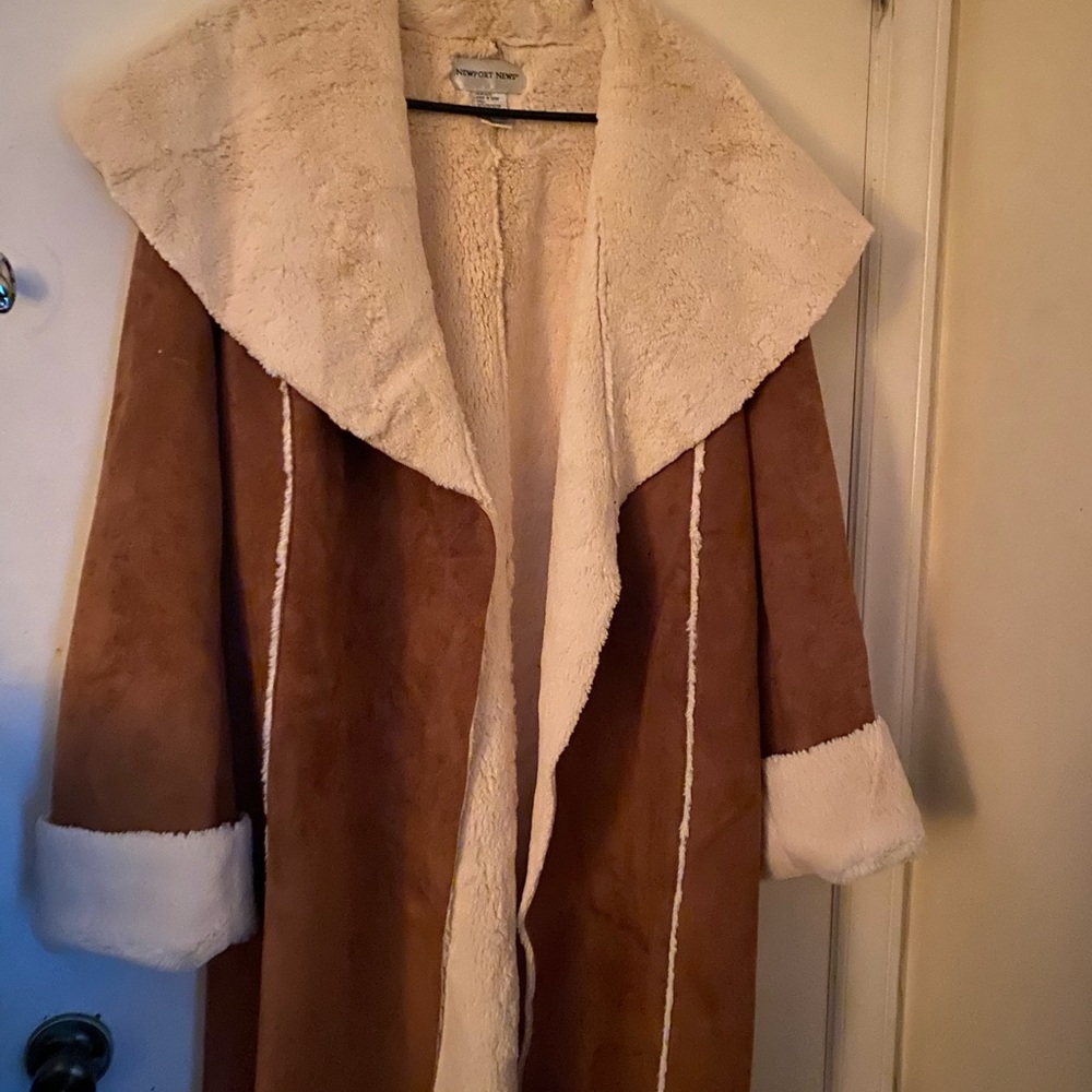 Barely used Newport News coat size 12 coat